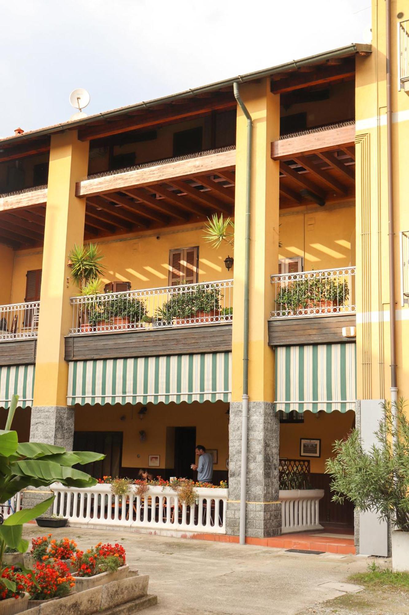 La Corte Di Brusuglio Apartments コルマーノ エクステリア 写真
